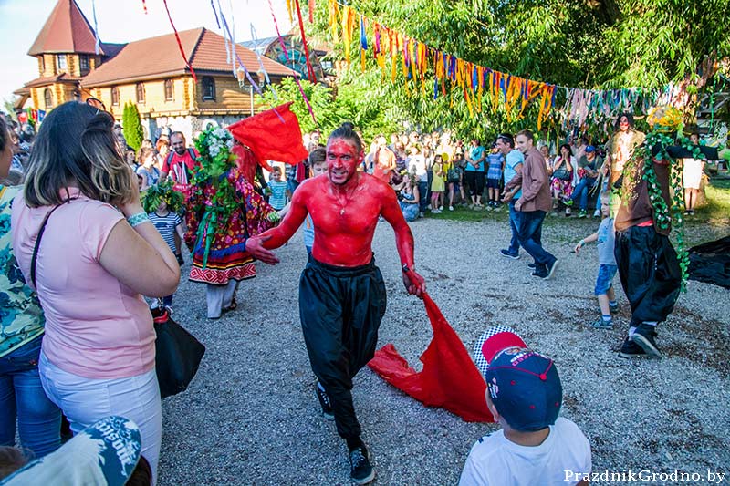 Купалье в Коробчицах